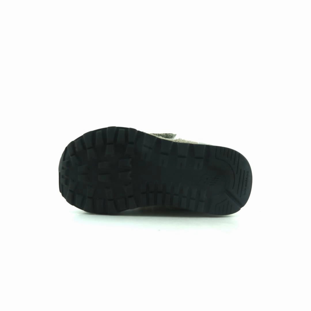NEW BALANCE 574 New Balance casual shoe looks