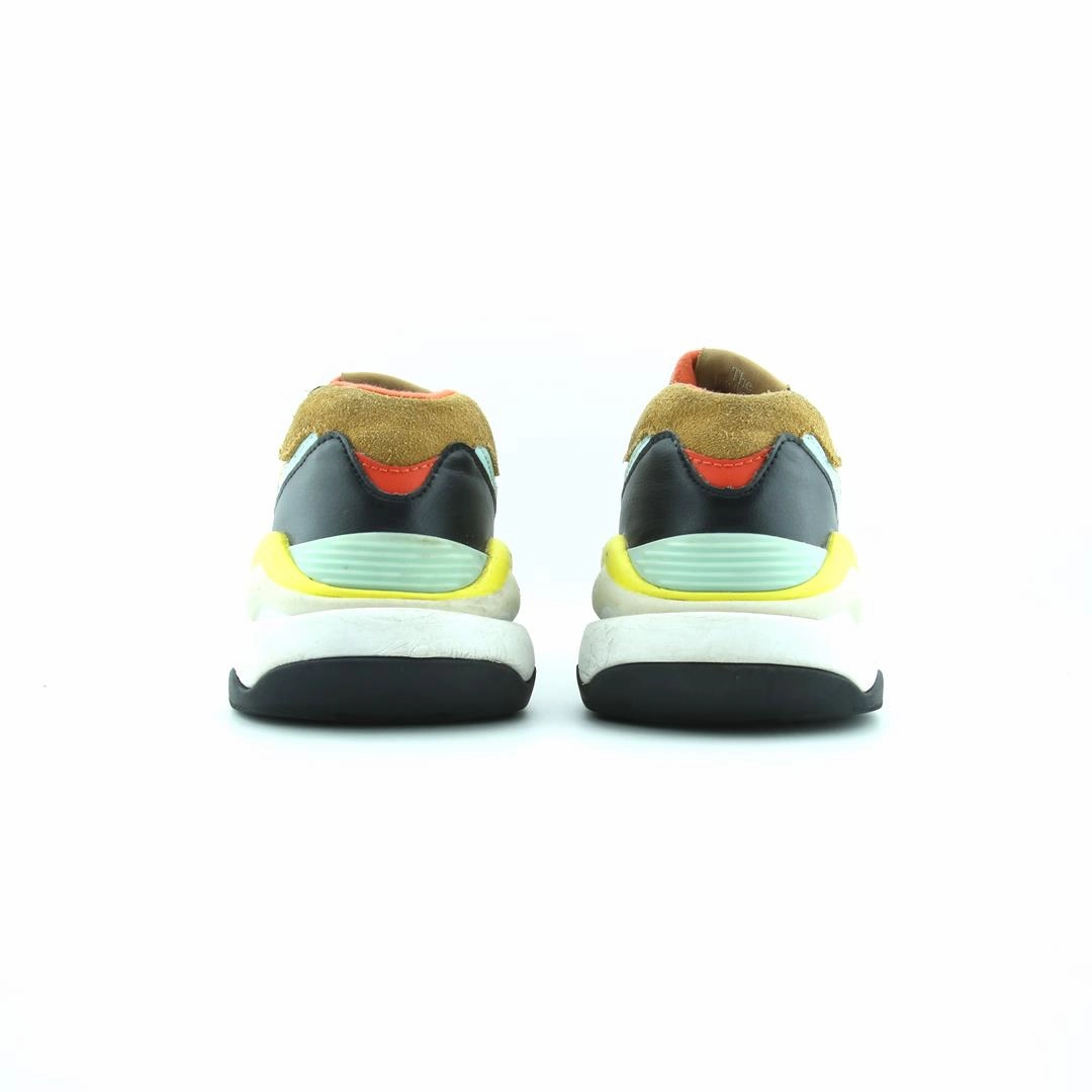 NEW BALANCE 57/40 stylish New Balance designs