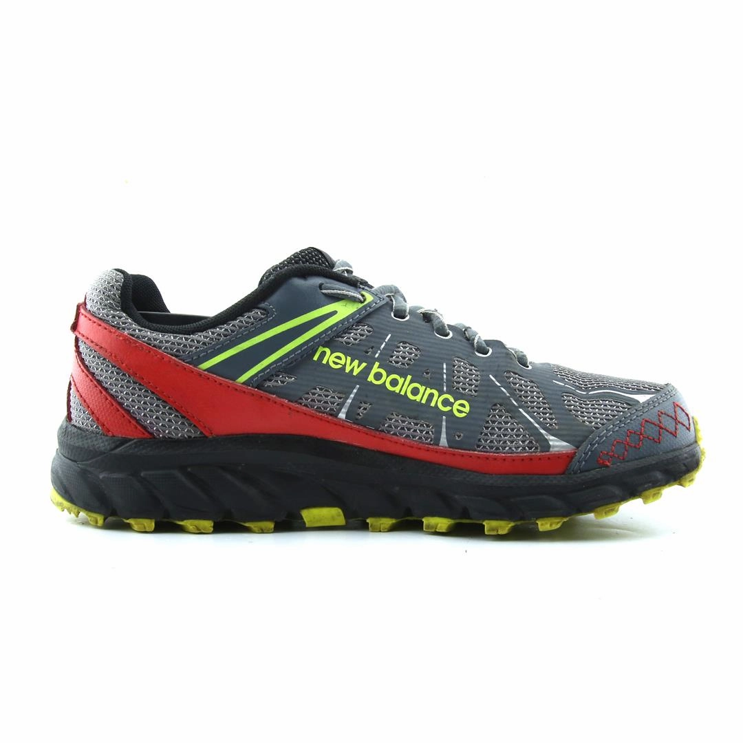 NEW BALANCE 610 New Balance casual shoe looks