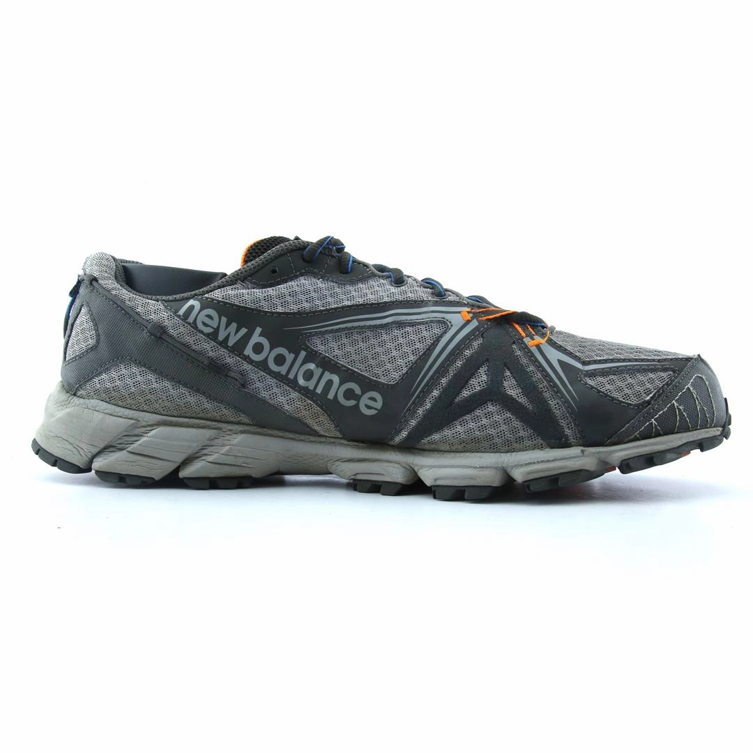 NEW BALANCE 610V2 New Balance casual shoe looks