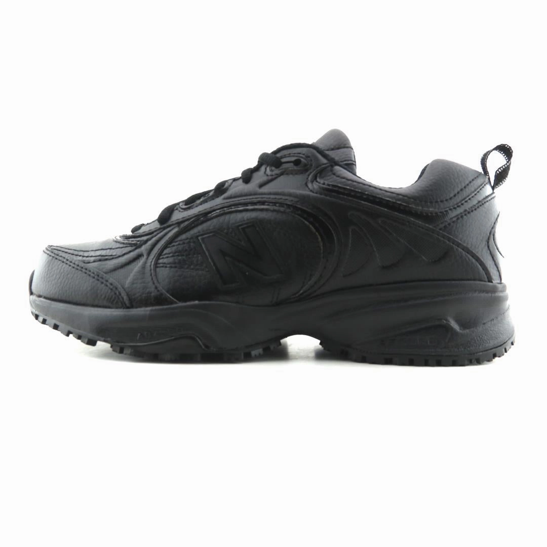 NEW BALANCE  623 V2 New Balance supportive sneaker models