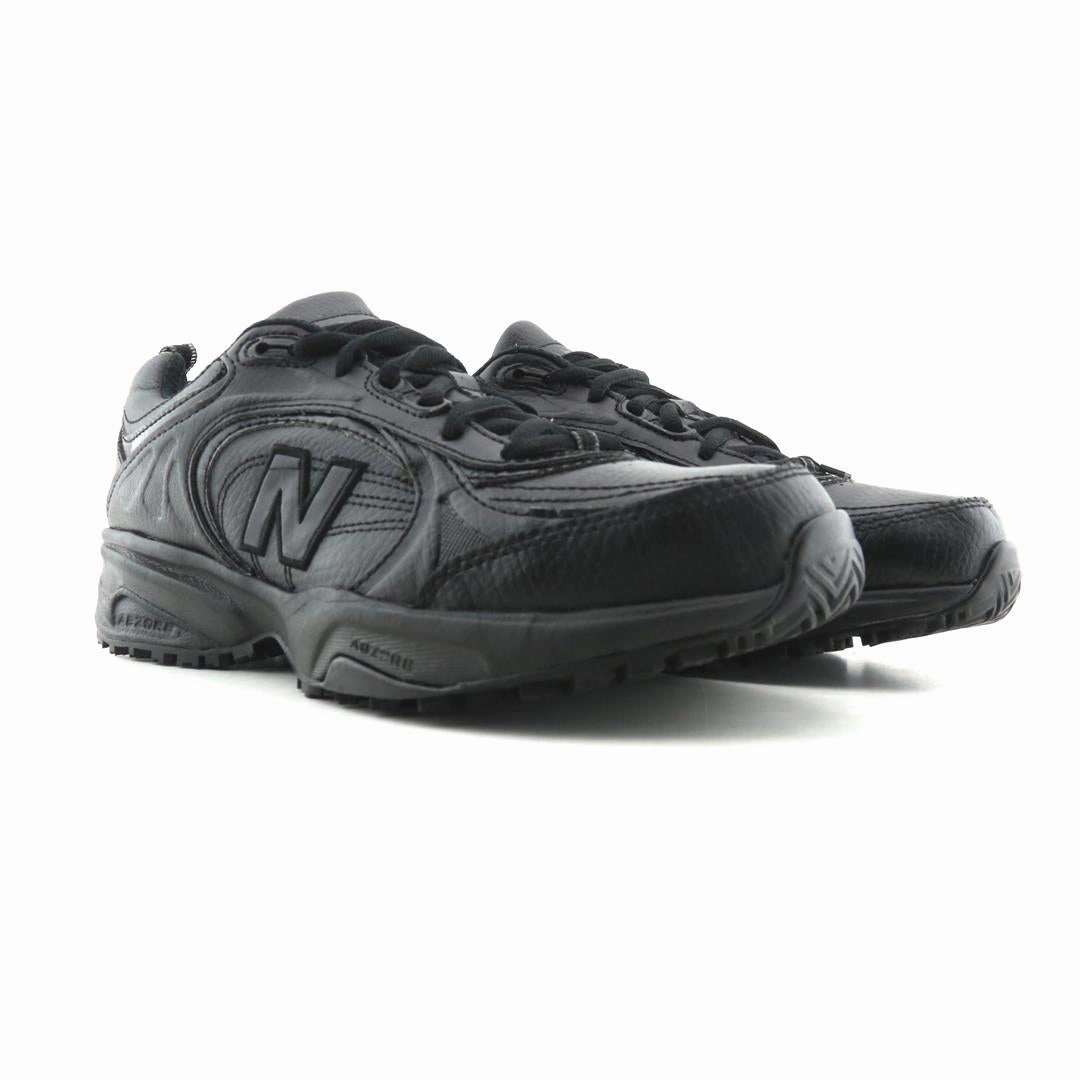 NEW BALANCE  623 V2 stylish New Balance designs