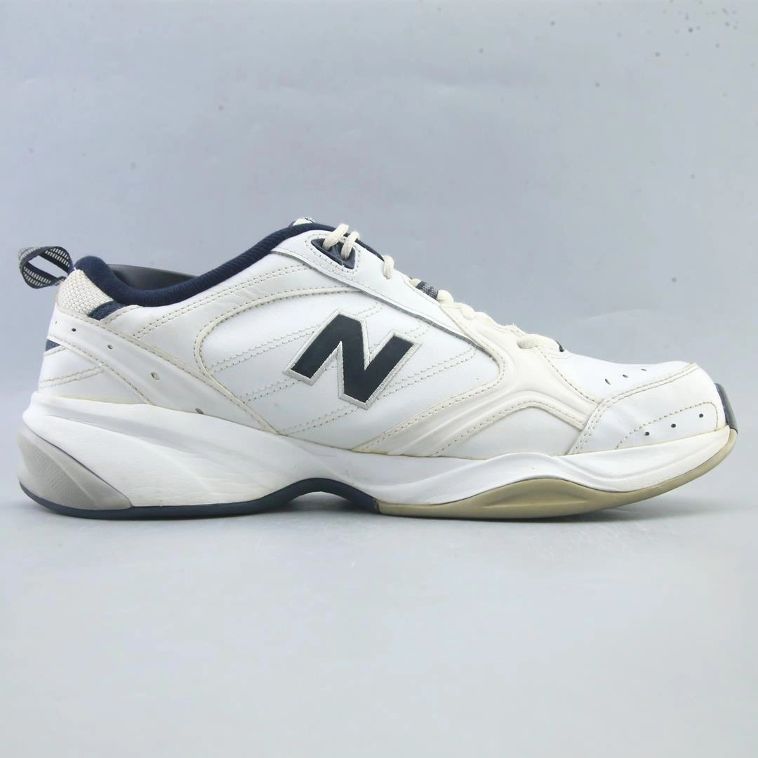 NEW BALANCE 624V2 New Balance casual shoe looks