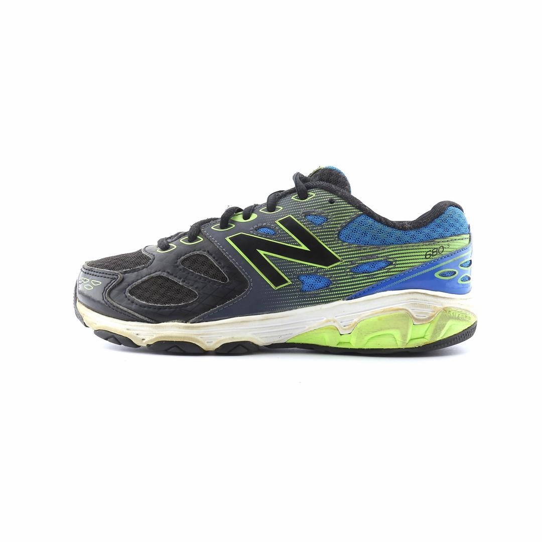 NEW BALANCE 680 V3 New Balance athletic performance footwear