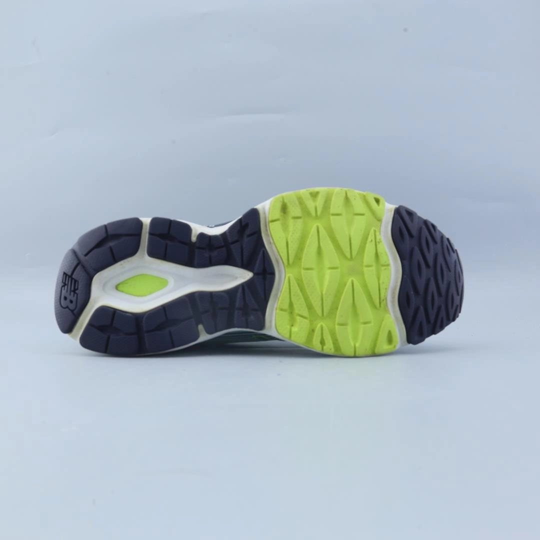 NEW BALANCE 680V4 stylish New Balance designs