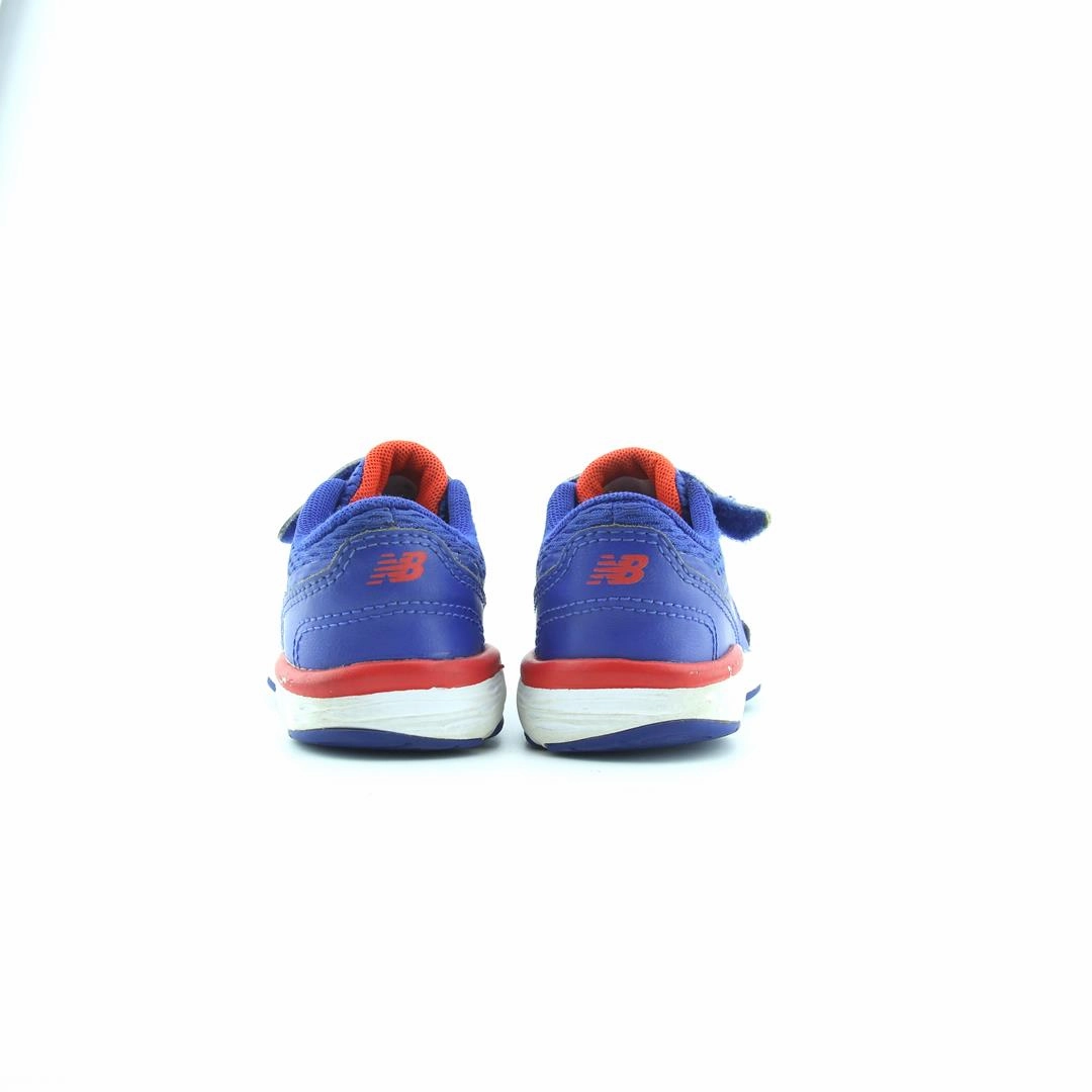 NEW BALANCE 680V6 New Balance trainer visuals
