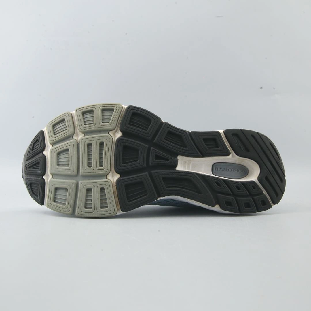 NEW BALANCE 680V6 New Balance trainer visuals