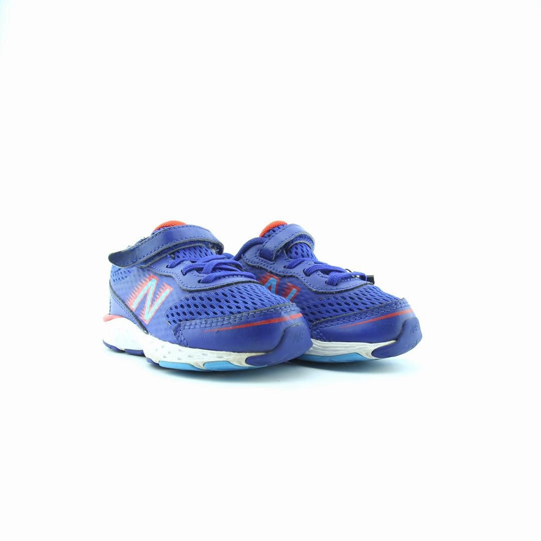 NEW BALANCE 680V6 New Balance trainer visuals