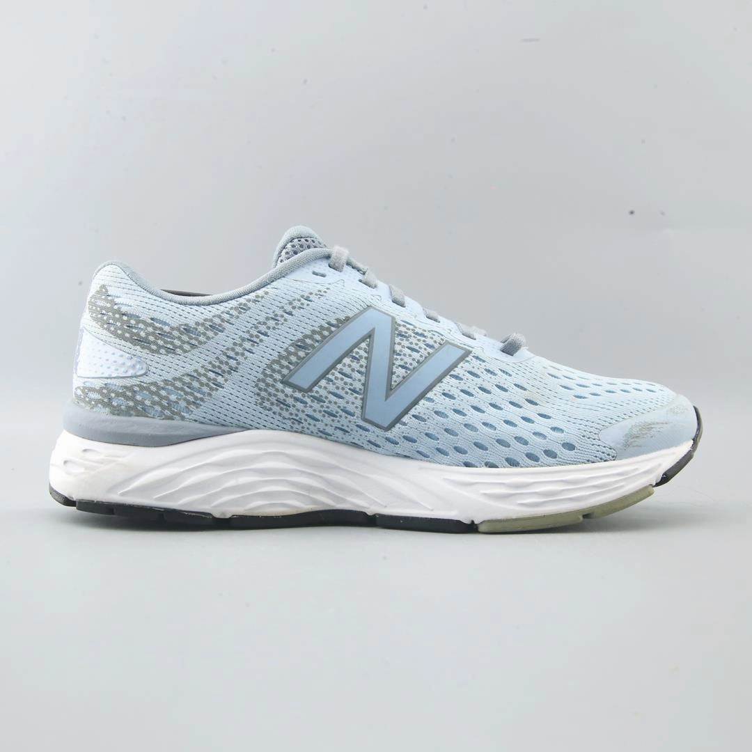 NEW BALANCE 680V6 New Balance trainer visuals