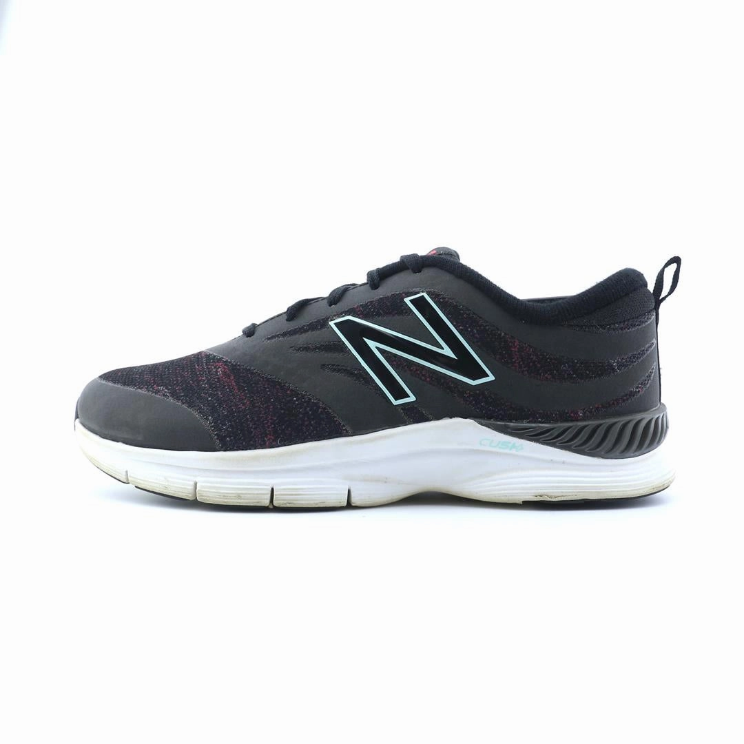NEW BALANCE 713 New Balance supportive sneaker models