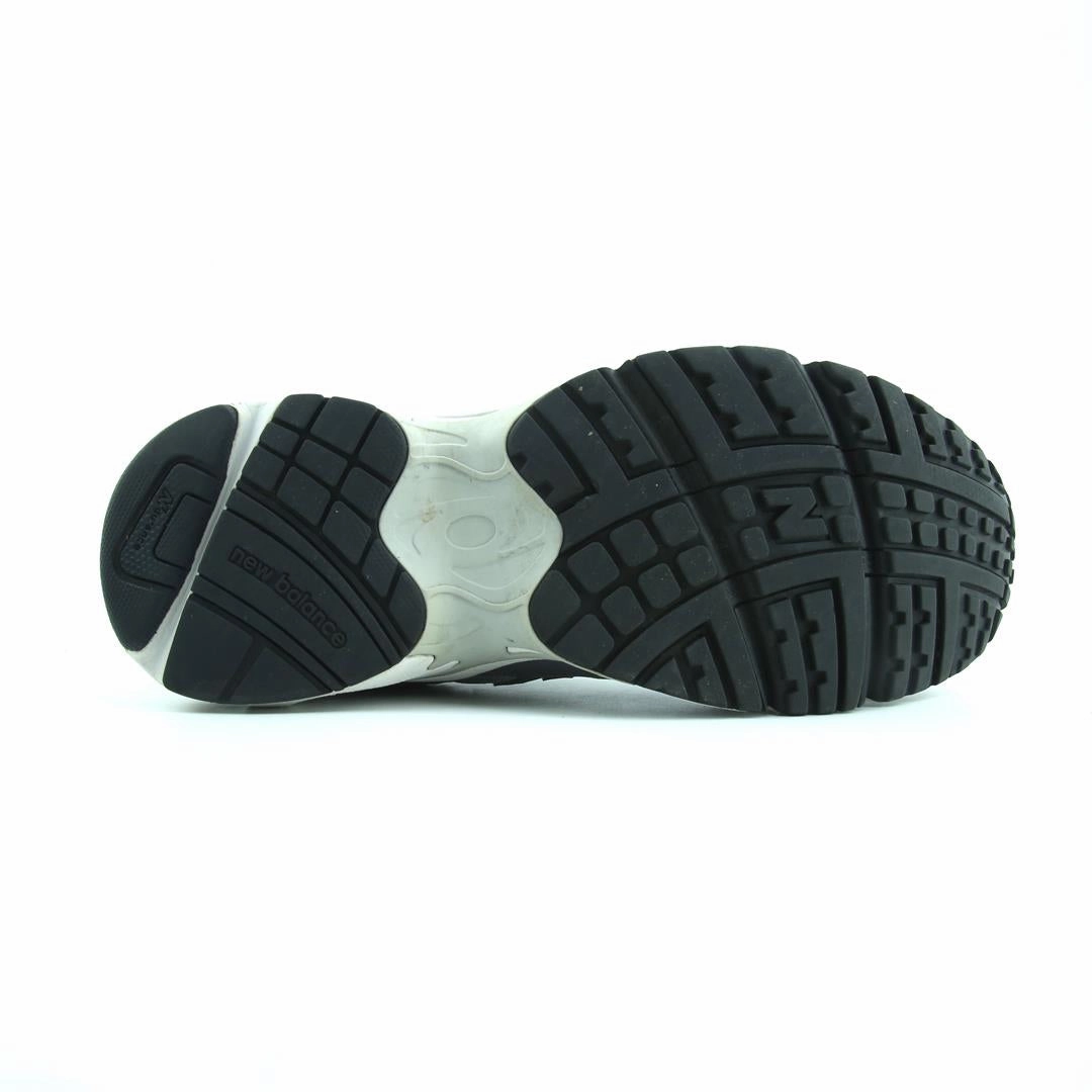 NEW BALANCE 725 New Balance trainer visuals