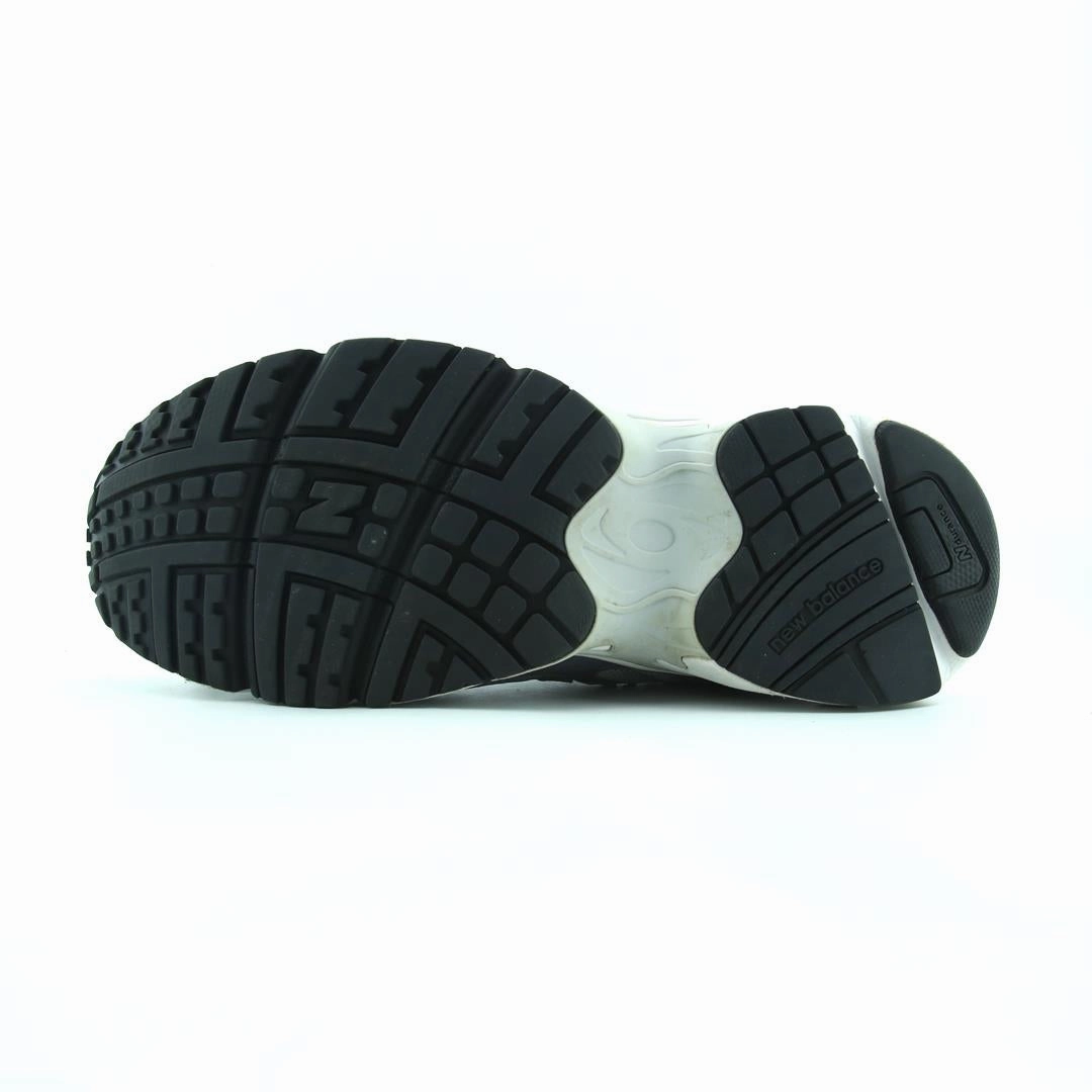 NEW BALANCE 725 New Balance trainer visuals