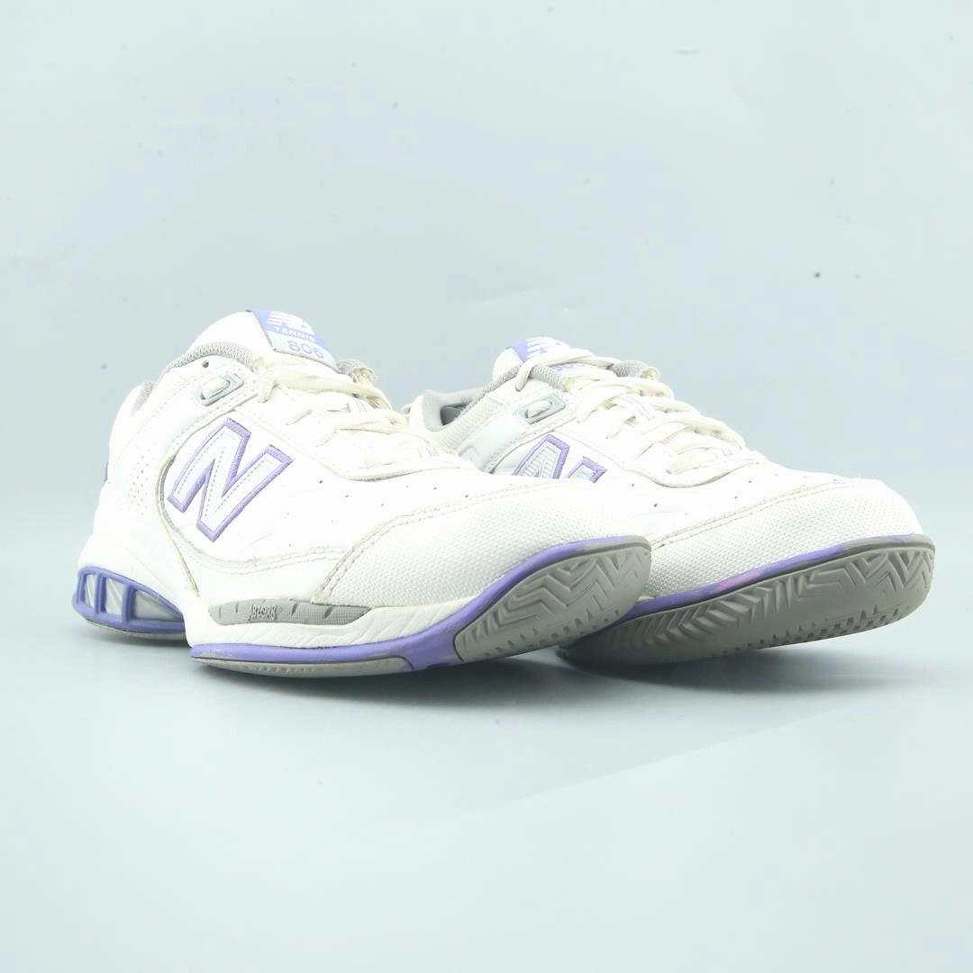NEW BALANCE 806 New Balance trainer visuals