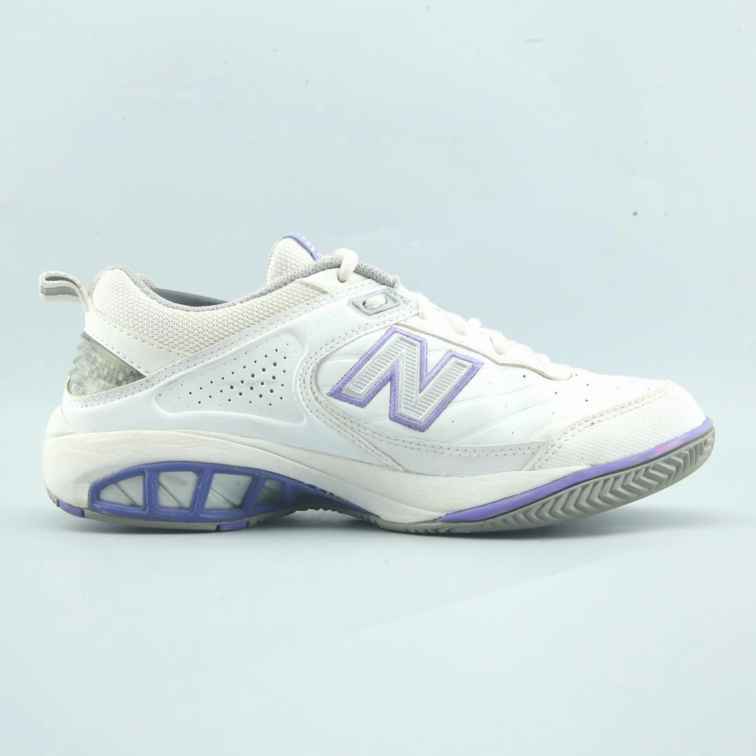NEW BALANCE 806 New Balance trainer visuals
