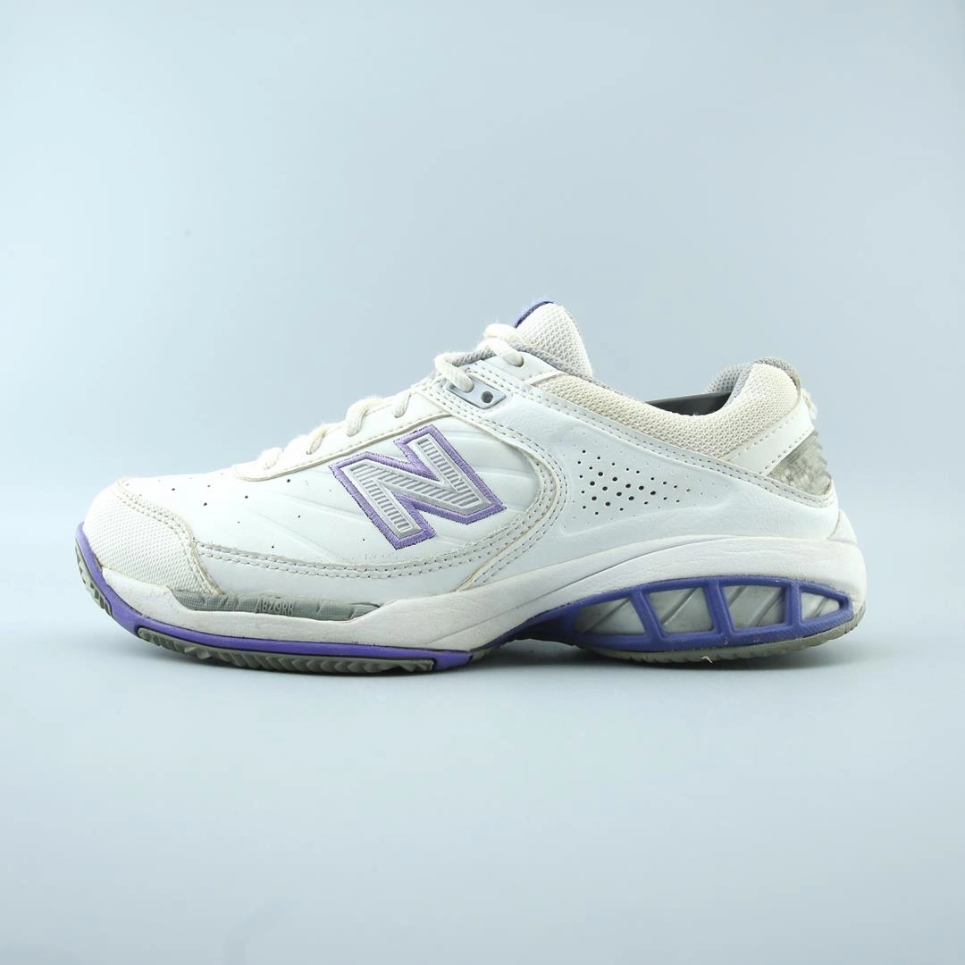 NEW BALANCE 806 New Balance supportive sneaker models