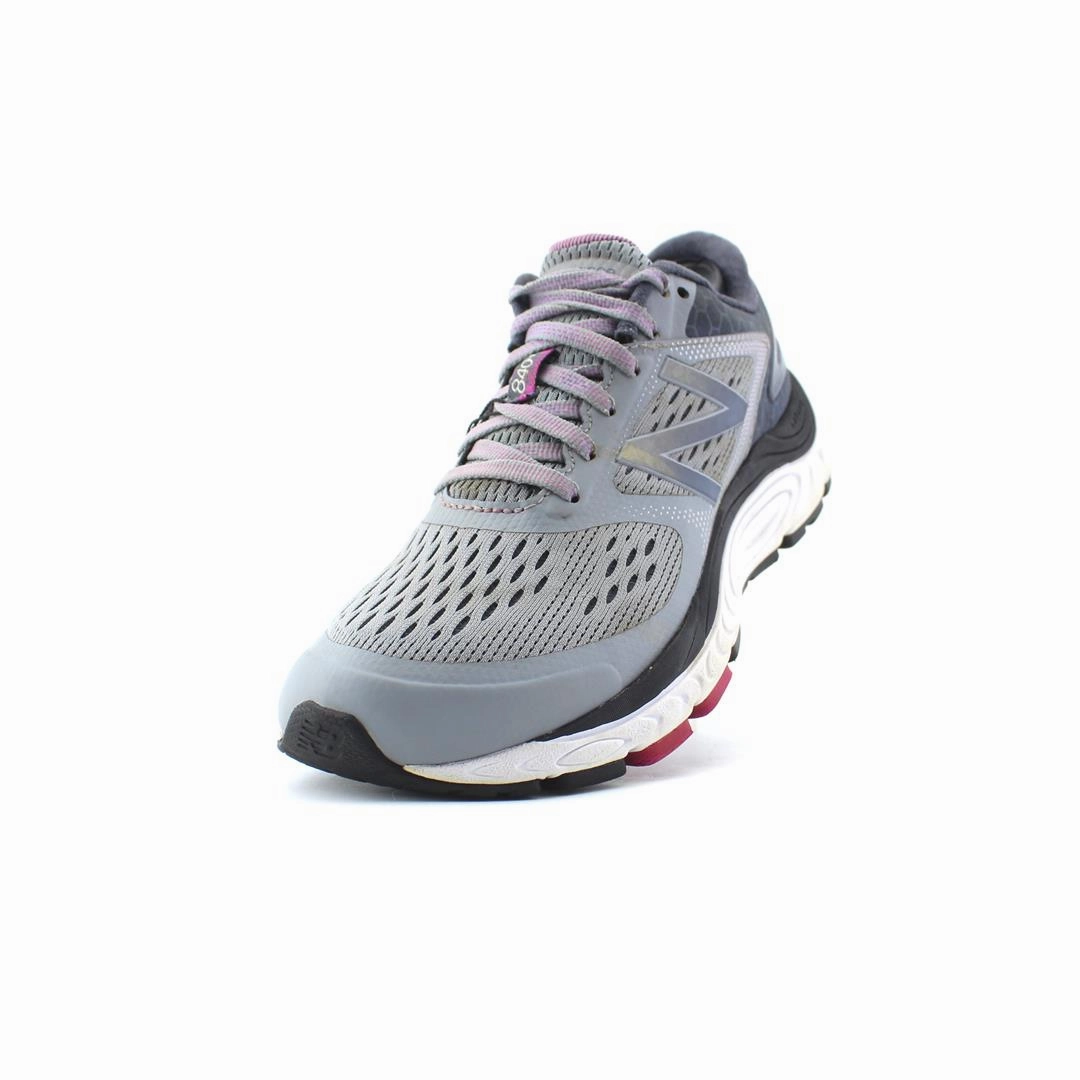 NEW BALANCE 840V4 retro New Balance shoe shots