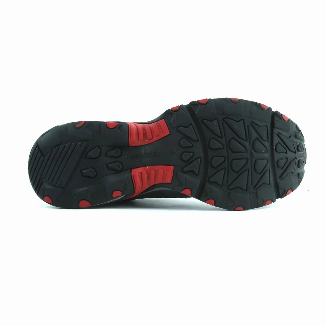 NEW BALANCE 841V3 New Balance trainer visuals