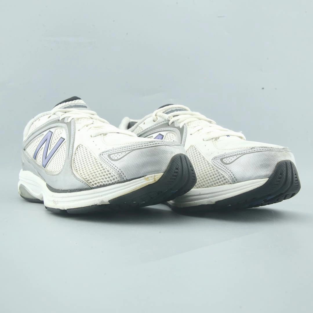 NEW BALANCE 847 New Balance trainer visuals