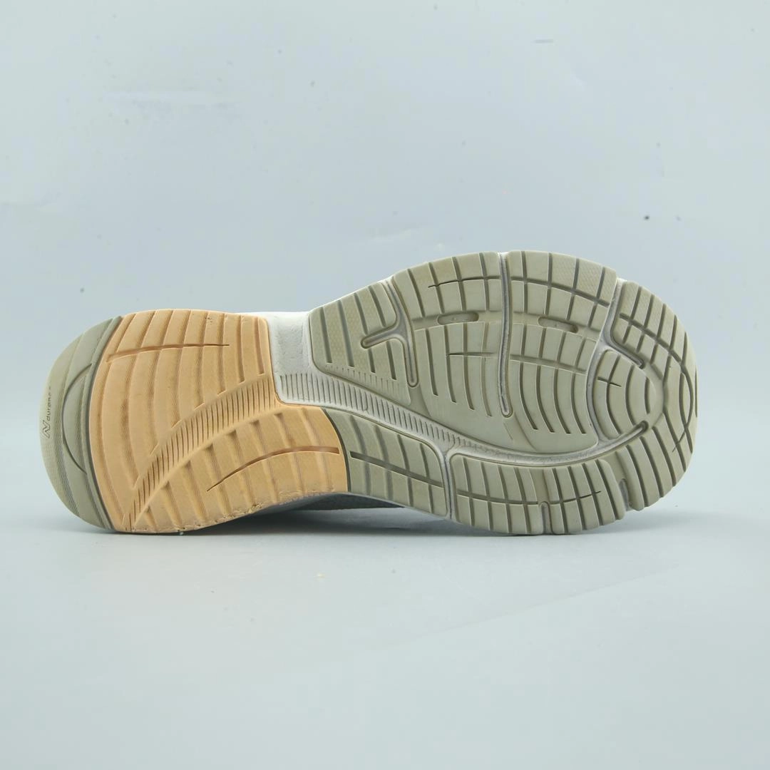 NEW BALANCE 847V4 New Balance trainer visuals