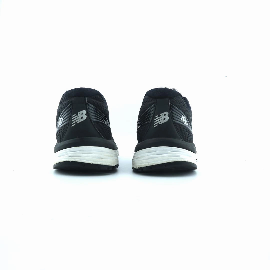 NEW BALANCE 880V8 stylish New Balance designs