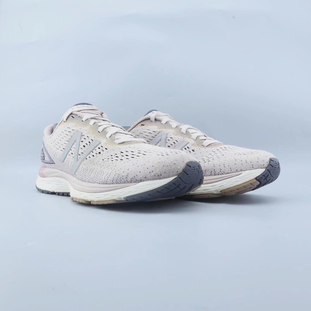 NEW BALANCE 880V9 stylish New Balance designs
