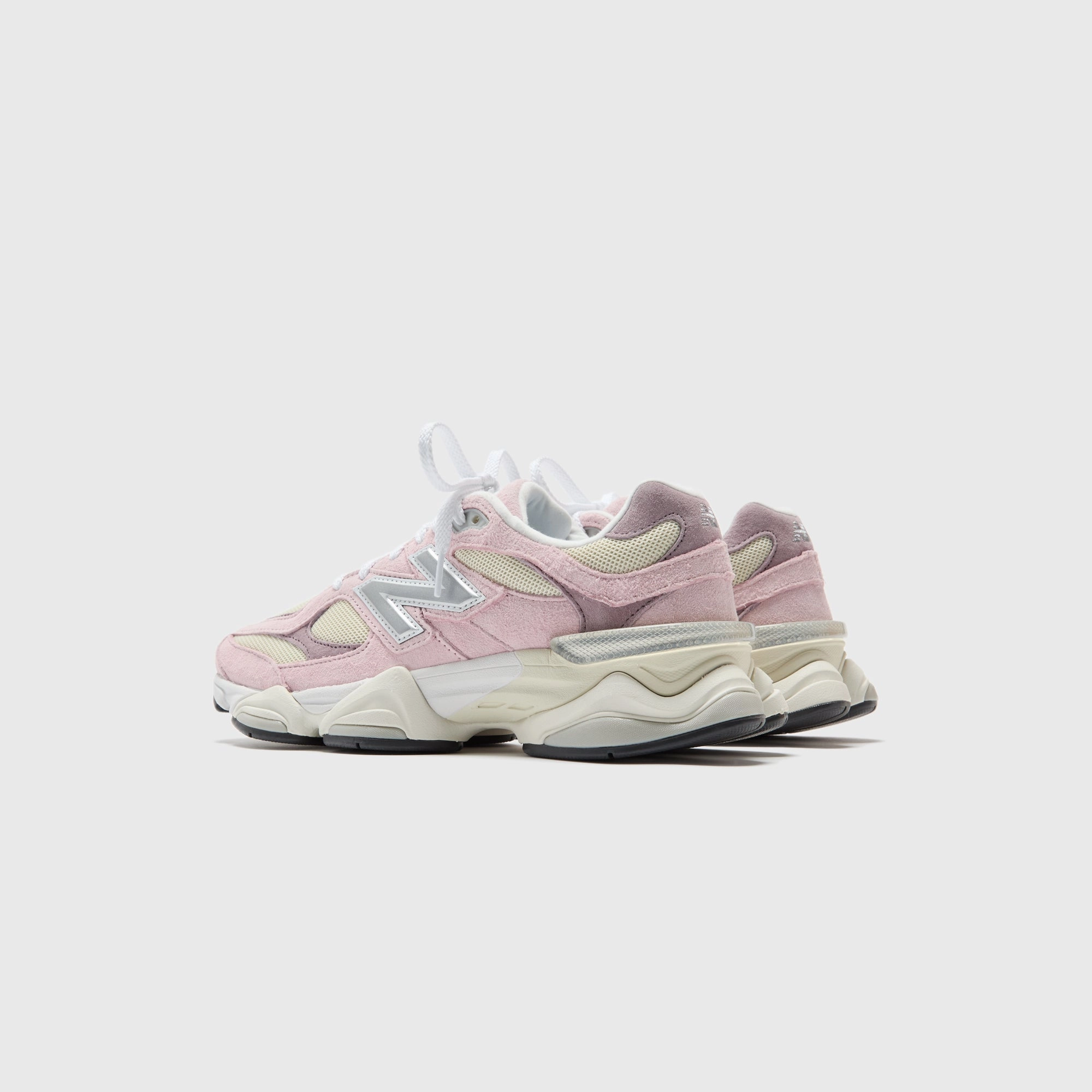 New Balance 9060 - Rose Sugar / /Angora / Ice Wine Nike Air Force 1 edition