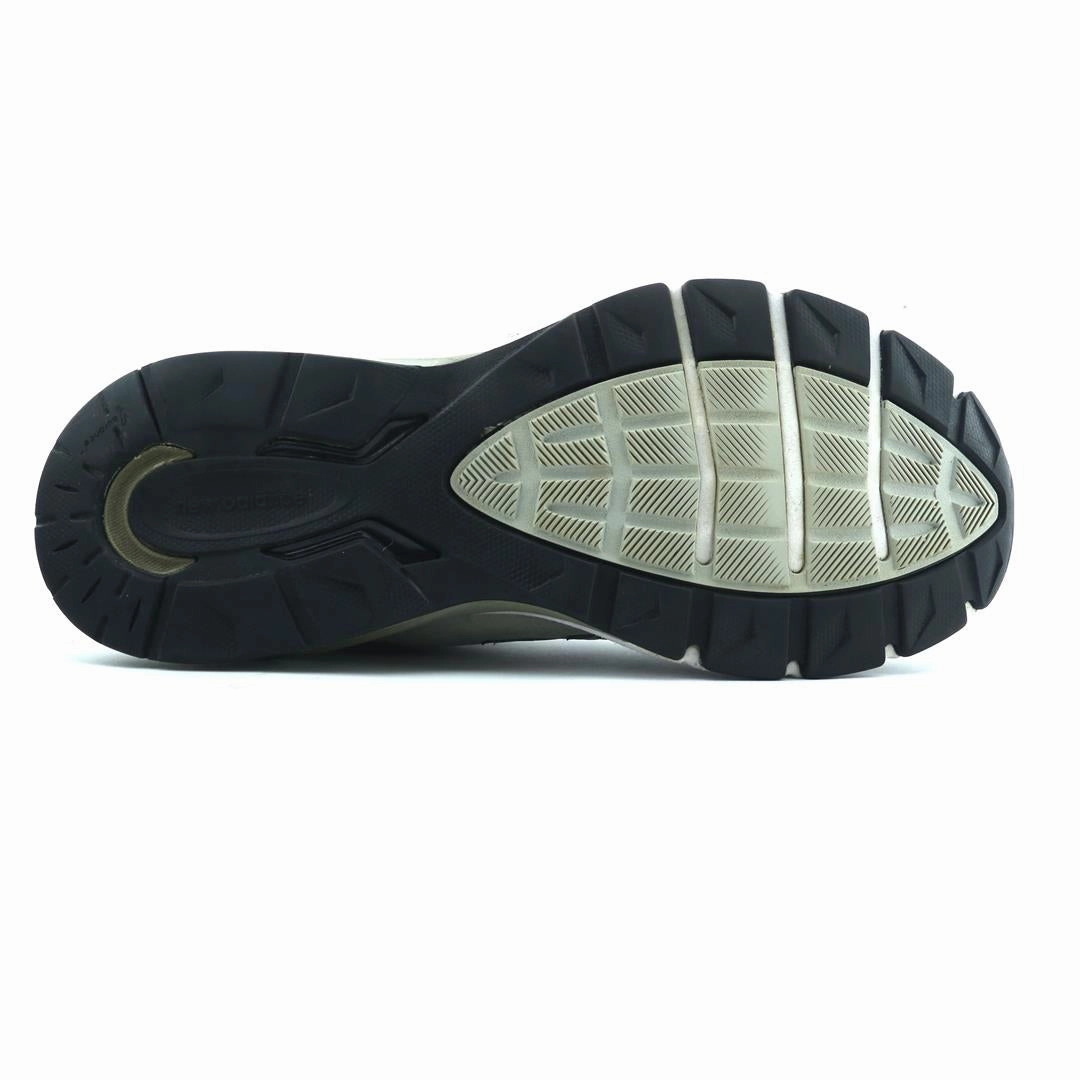 NEW BALANCE 990 V5 New Balance casual shoe looks