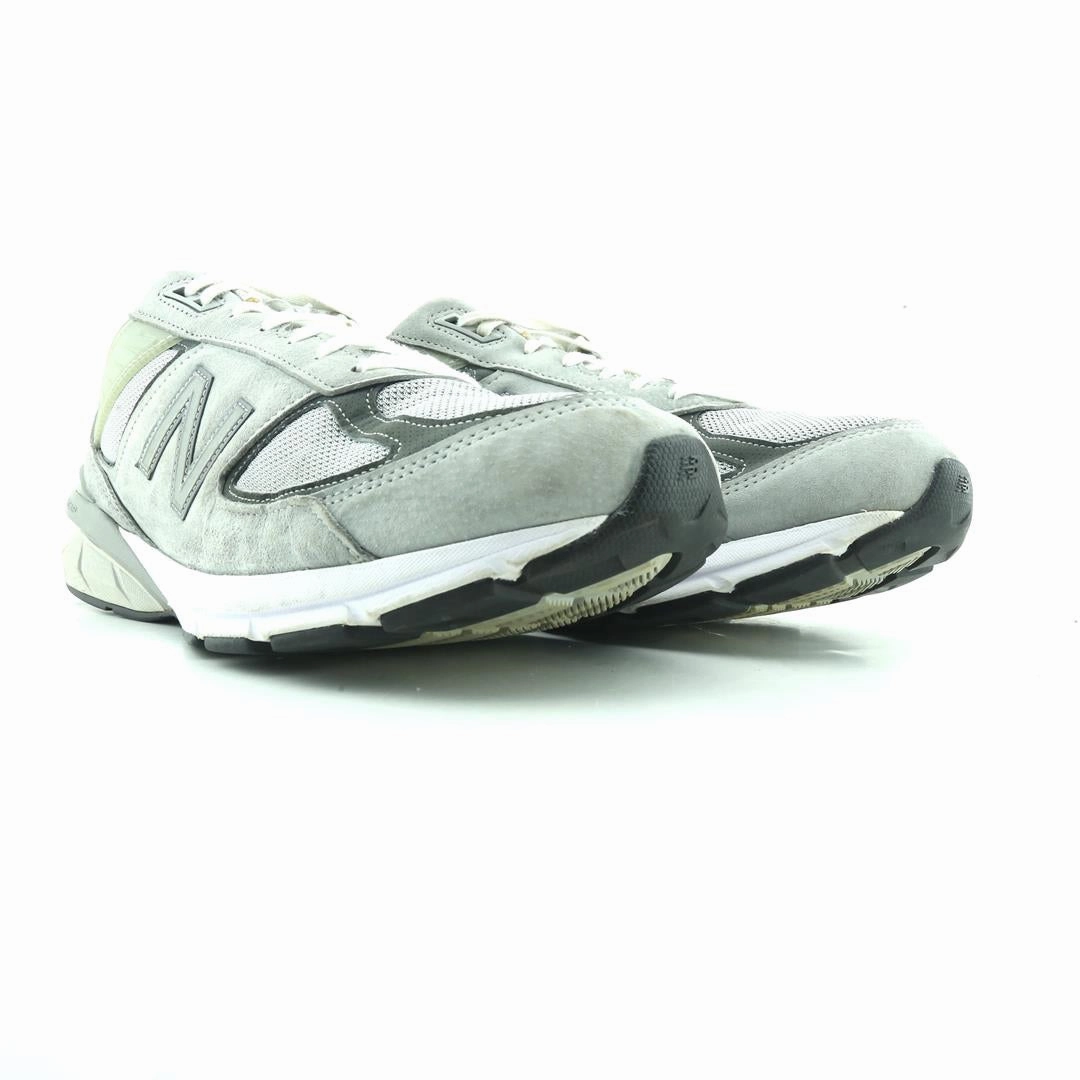 NEW BALANCE 990 V5 New Balance casual shoe looks