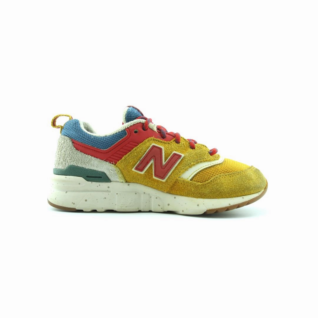 NEW BALANCE 997H New Balance trainer visuals