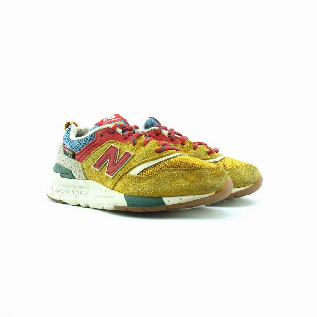 NEW BALANCE 997H New Balance trainer visuals