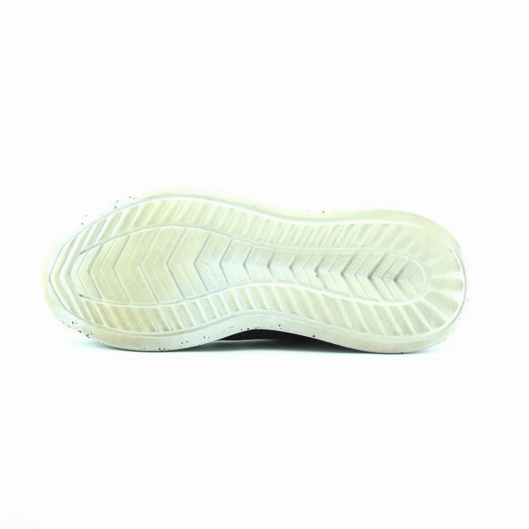 NEW BALANCE CUSH DISTRICT V1 New Balance trainer visuals