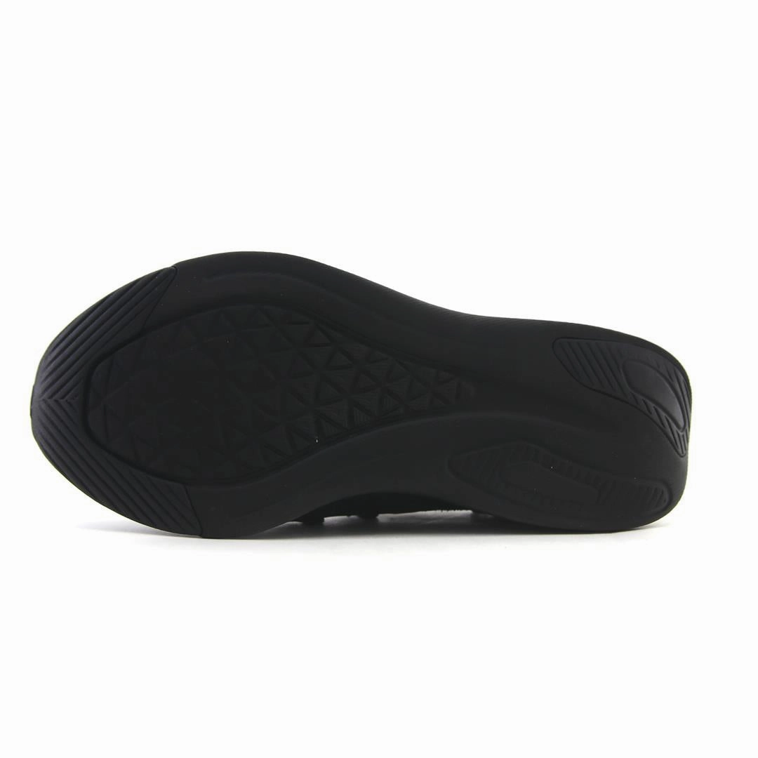 NEW BALANCE  DYNASOFT BEAYA retro New Balance shoe shots