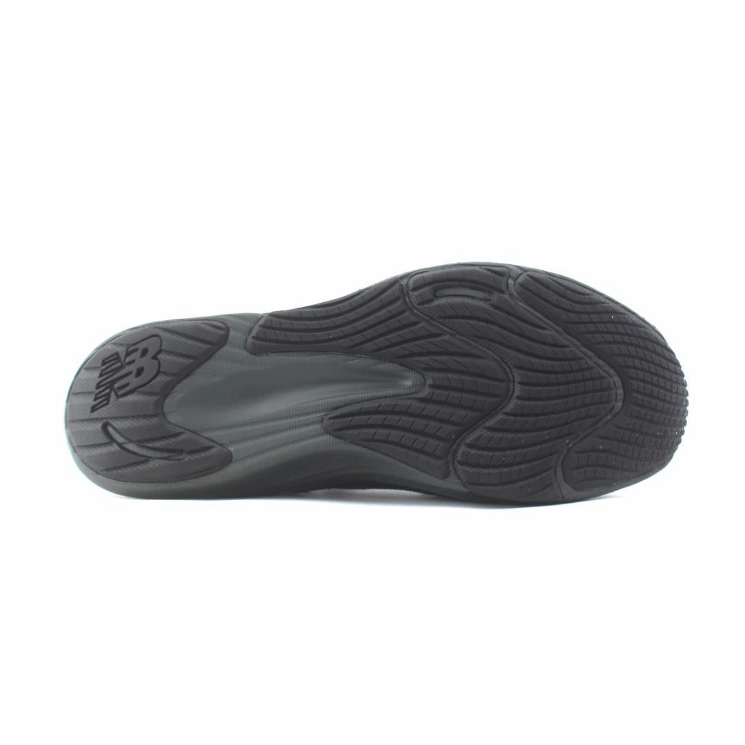 NEW BALANCE DYNASOFT NERGIZE SPORT V2 retro New Balance shoe shots
