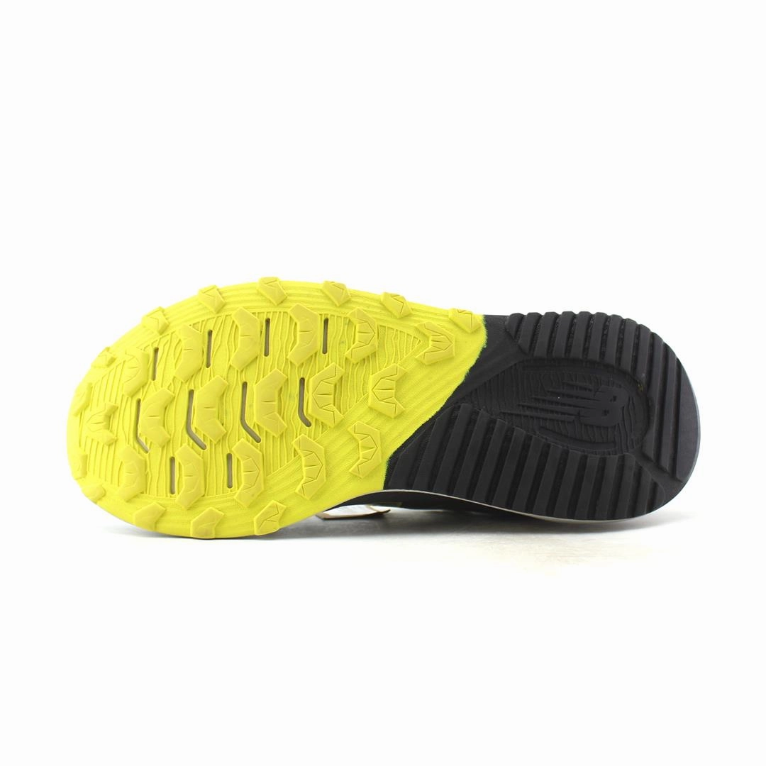 NEW BALANCE DYNASOFT NITREL V4 New Balance trainer visuals
