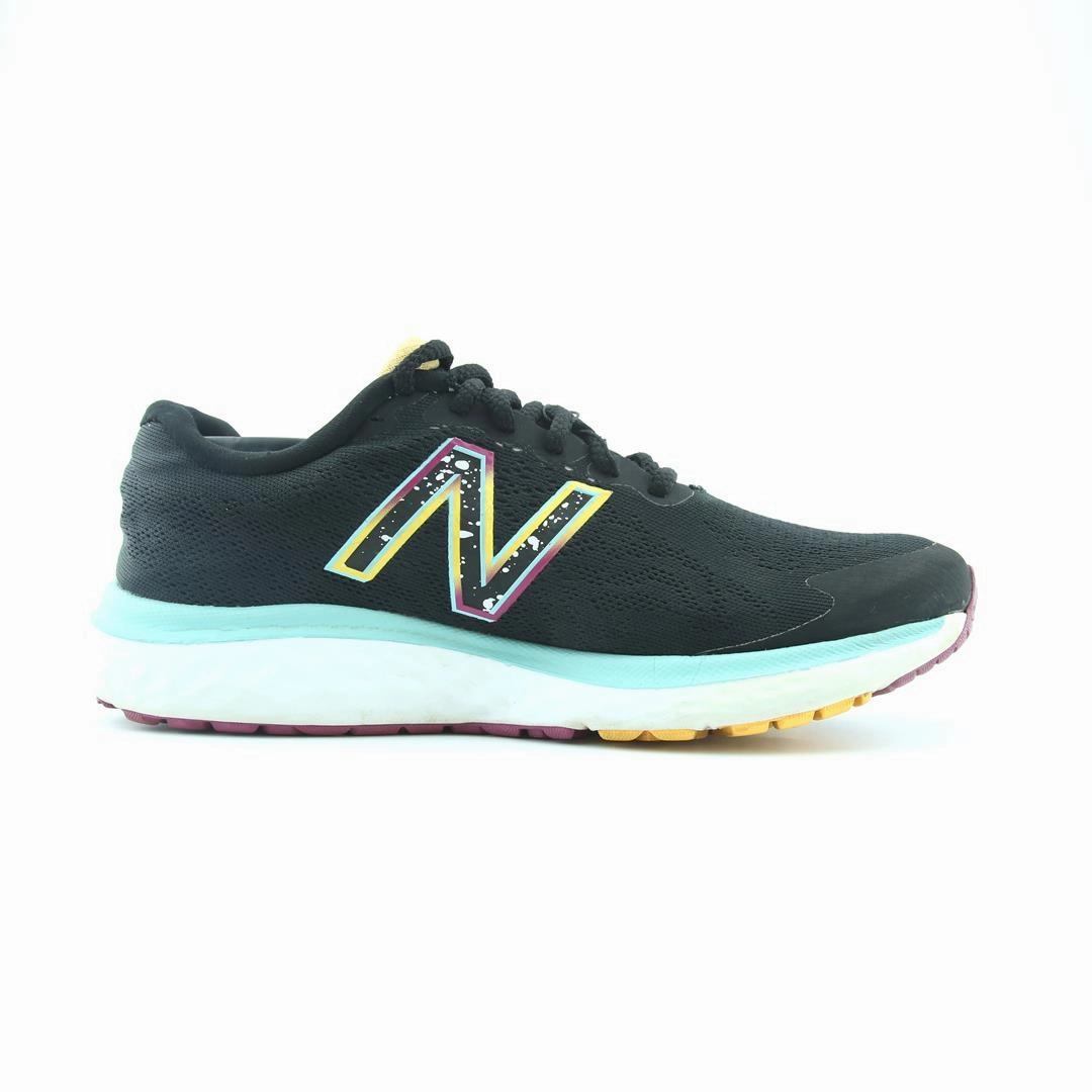 NEW BALANCE FRESH FOAM 680V7 New Balance trainer visuals