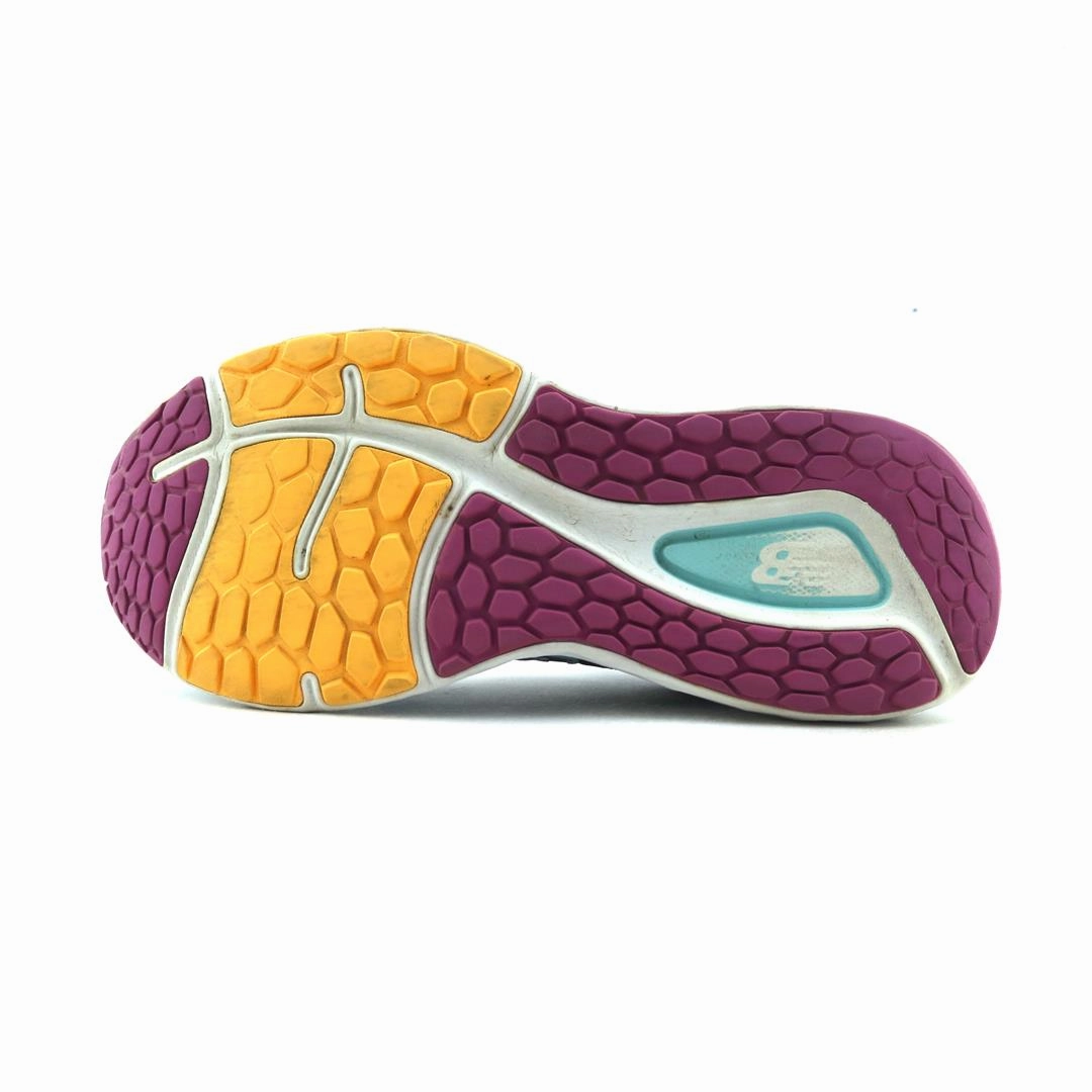 NEW BALANCE FRESH FOAM 680V7 stylish New Balance designs