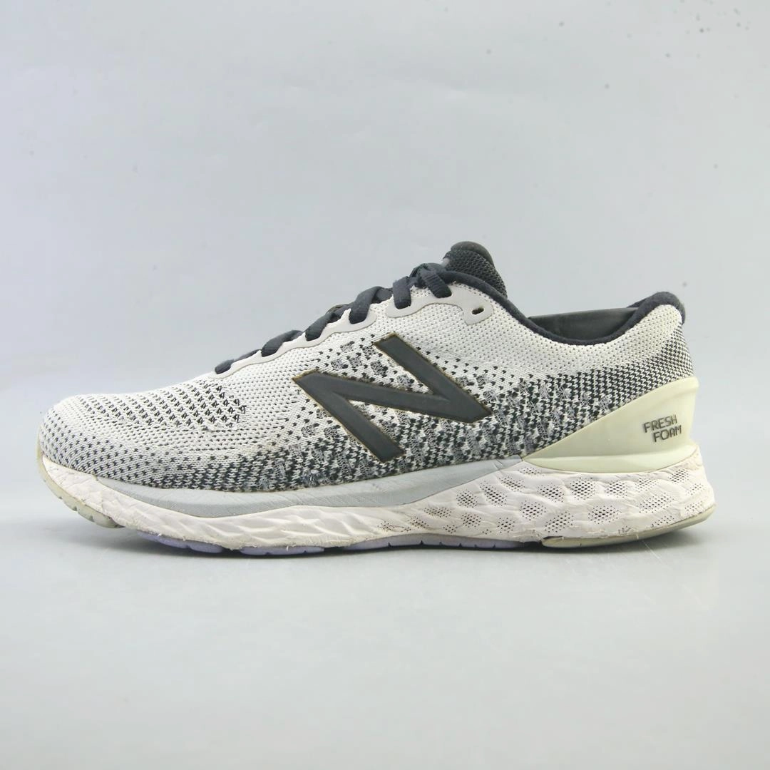 NEW BALANCE FRESH FOAM 880V10 New Balance stylish casual shoe designs