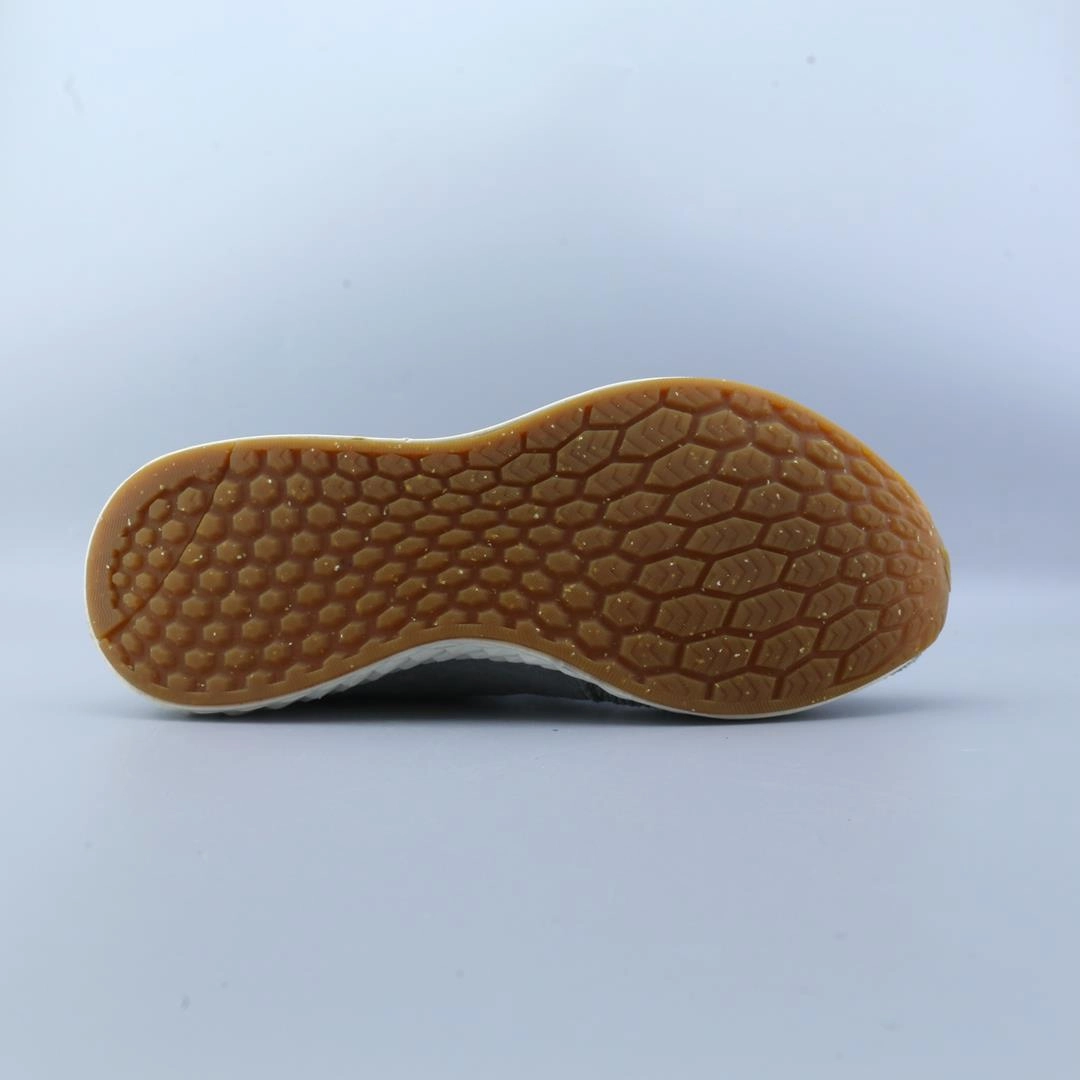 NEW BALANCE FRESH FOAM CRUZ V1 stylish New Balance designs