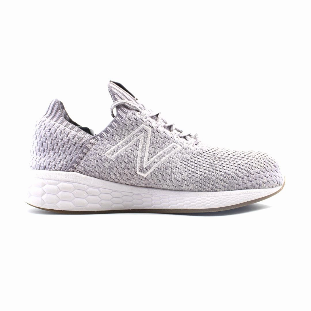 NEW BALANCE FRESH FOAM CRUZ V2 retro New Balance shoe shots