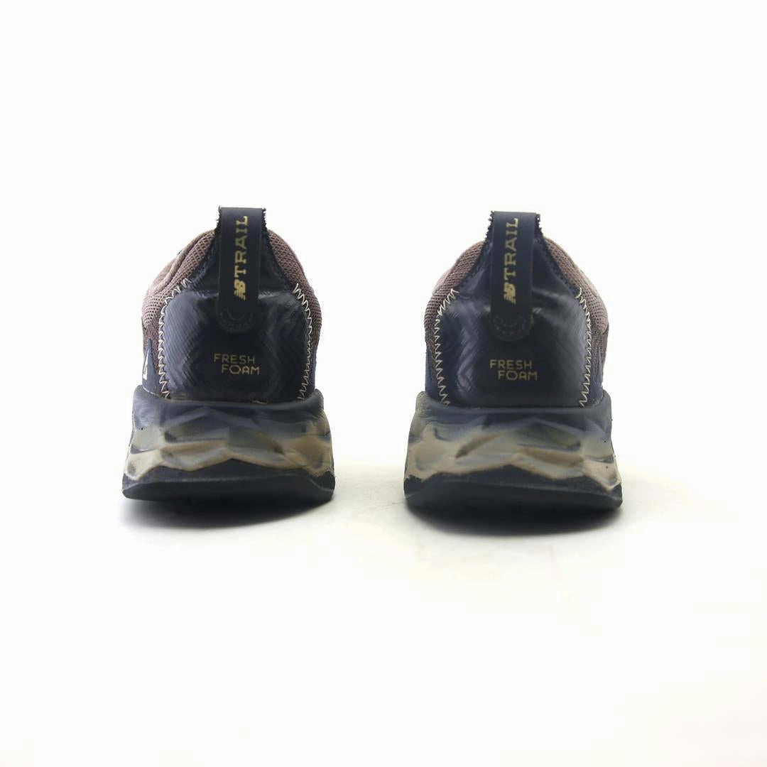 NEW BALANCE FRESH FOAM HIERRO V6 retro New Balance shoe shots