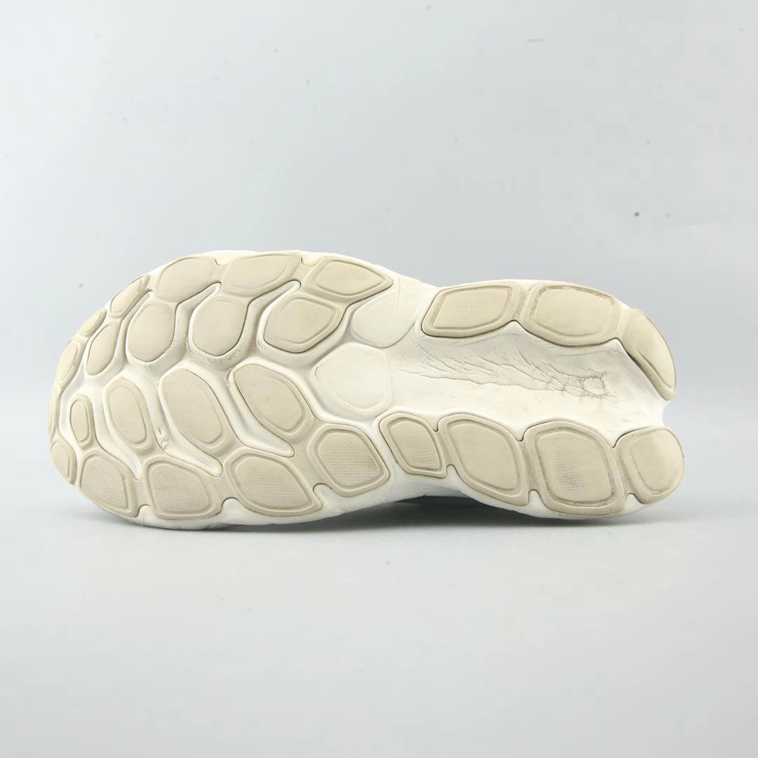 NEW BALANCE FRESH FOAM MORE V4 stylish New Balance designs