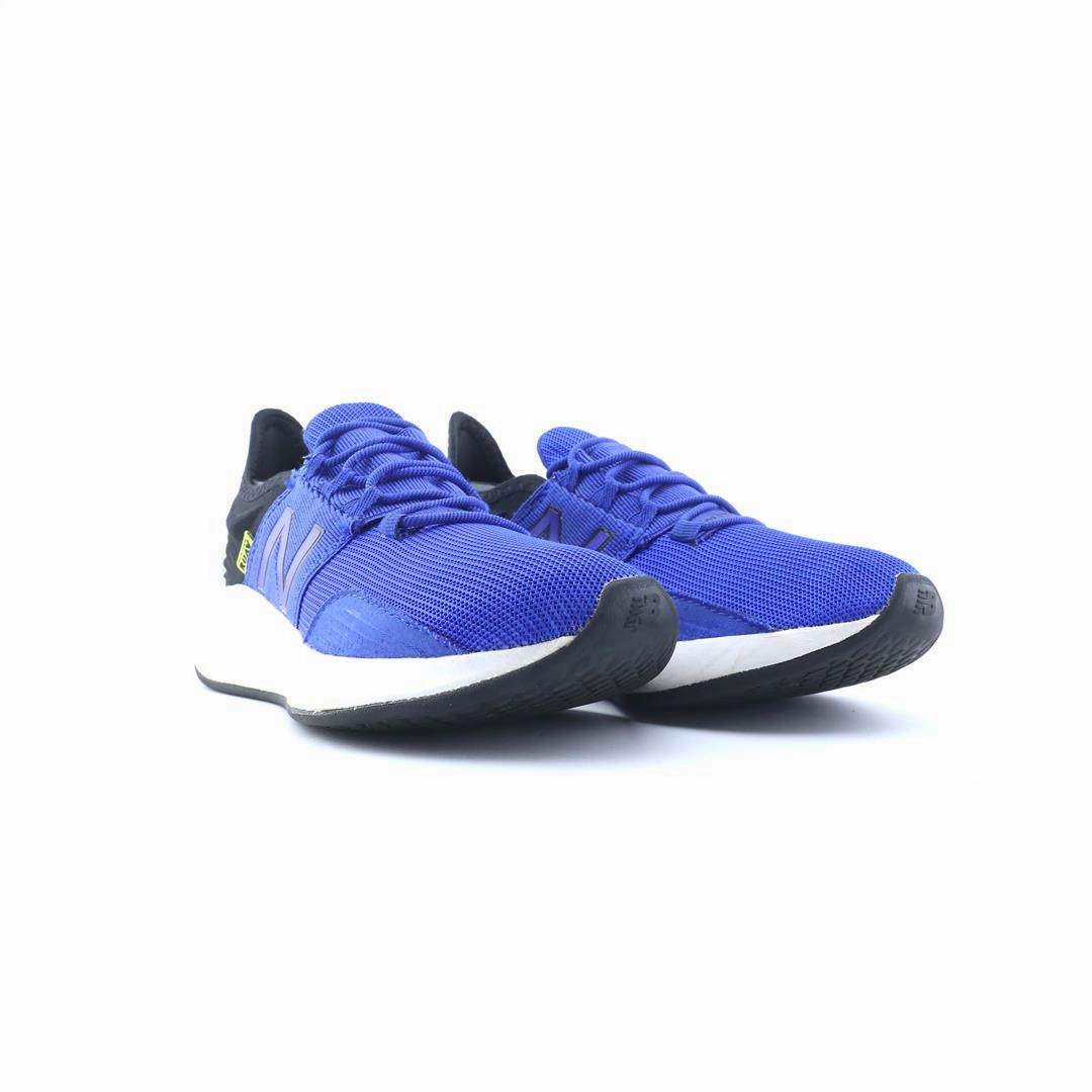 NEW BALANCE FRESH FOAM ROAV New Balance trainer visuals
