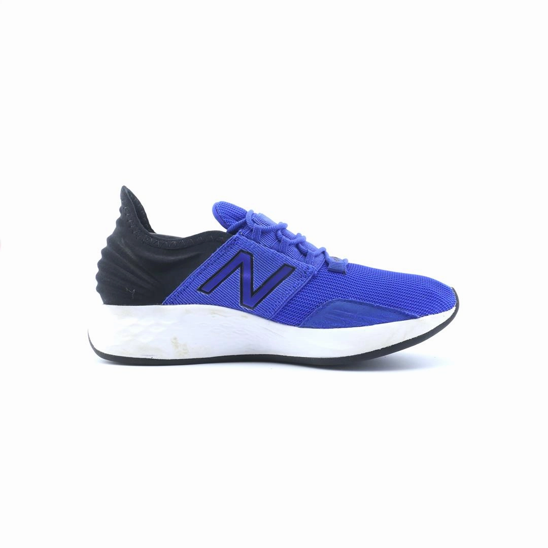 NEW BALANCE FRESH FOAM ROAV New Balance trainer visuals