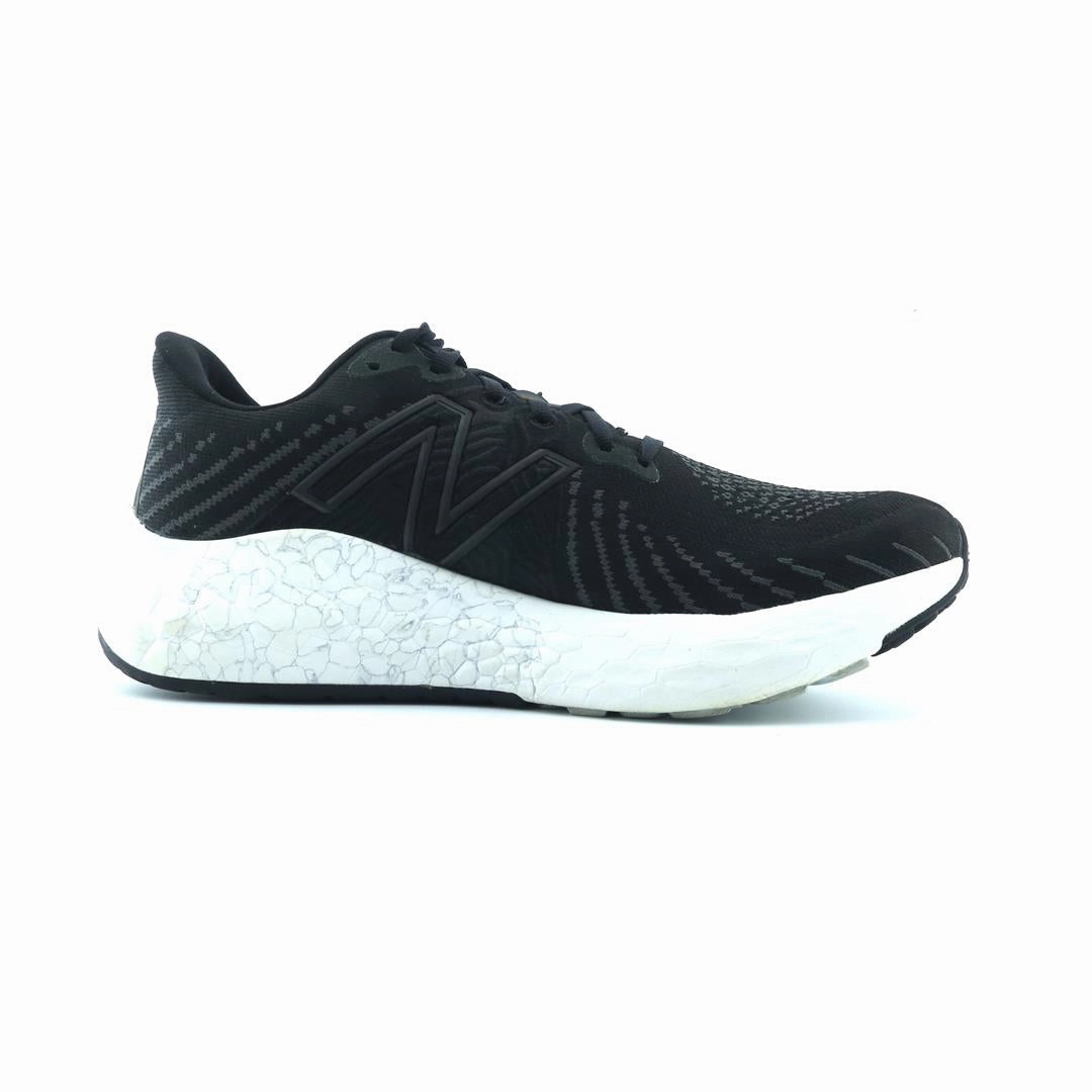 NEW BALANCE FRESH FOAM VONGO V5 stylish New Balance designs