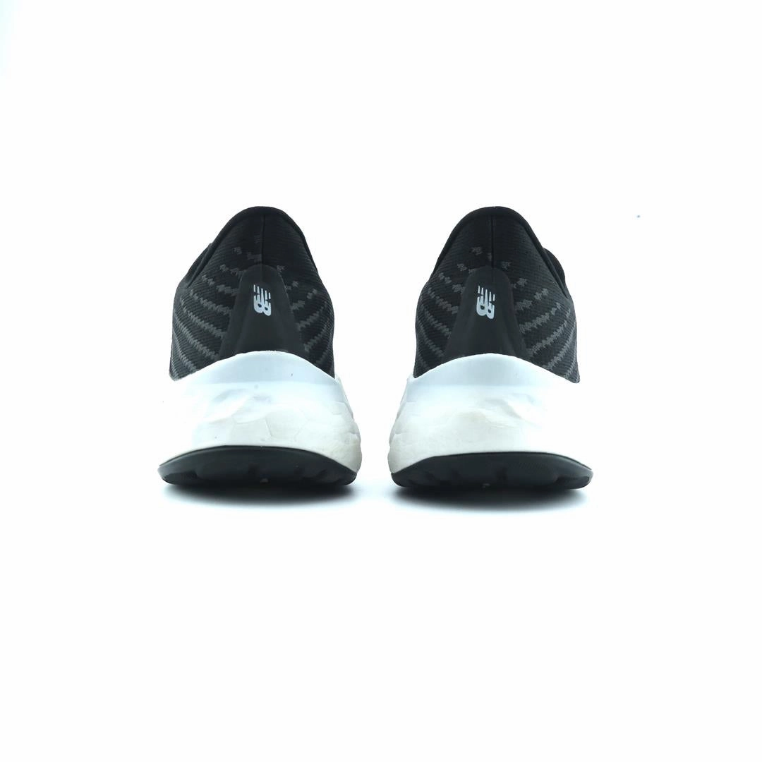 NEW BALANCE FRESH FOAM VONGO V5 stylish New Balance designs