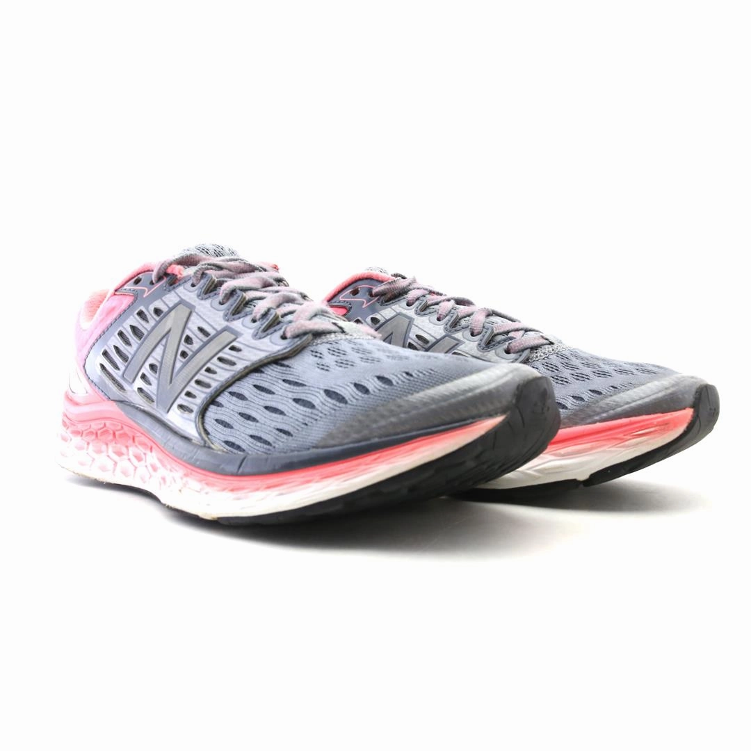 NEW BALANCE FRESH FOAM X 1080 V6 New Balance trainer visuals