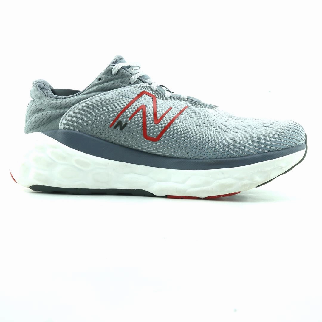 NEW BALANCE FRESH FOAM X 840V1 New Balance trainer visuals