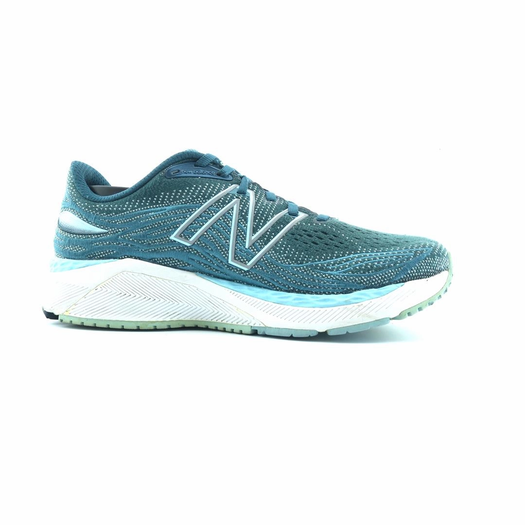 NEW BALANCE FRESH FOAM X 860 V12 stylish New Balance designs