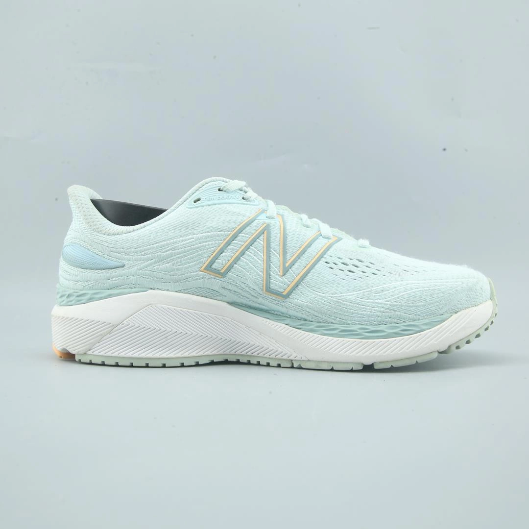 NEW BALANCE FRESH FOAM X 860V12 New Balance trainer visuals