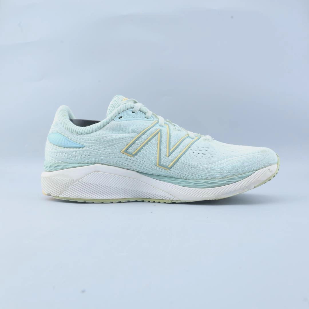 NEW BALANCE FRESH FOAM X 860V12 stylish New Balance designs